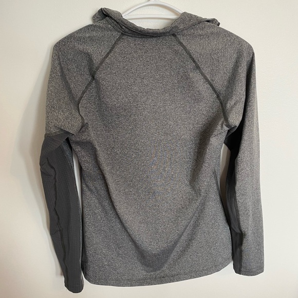 Nike Dri Fit half zip NWOT Size small - Picture 2 of 3